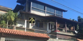 Casa 4 quartos Quitandinha