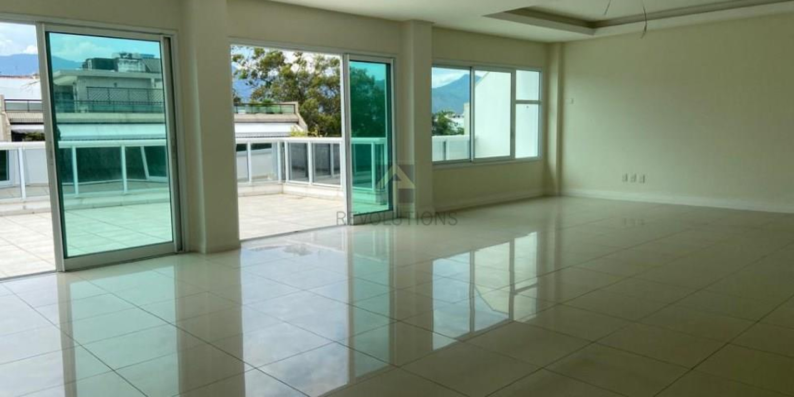 Cobertura Duplex 4 quartos Recreio dos Bandeirantes