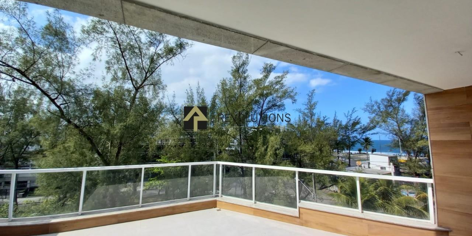 Cobertura Duplex 2 quartos Recreio dos Bandeirantes
