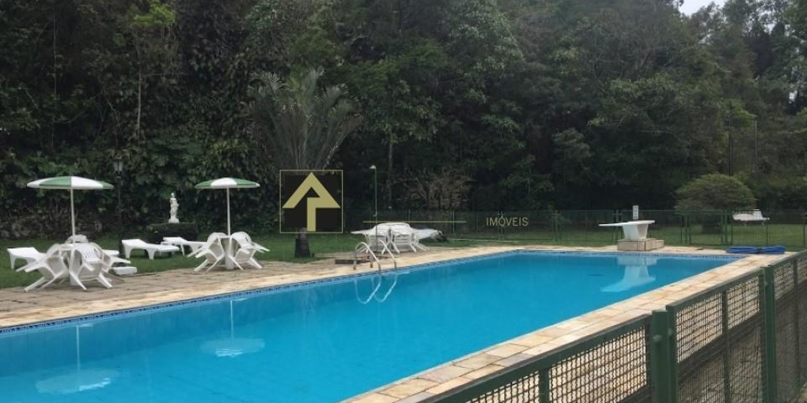 Casa 4 quartos Quitandinha