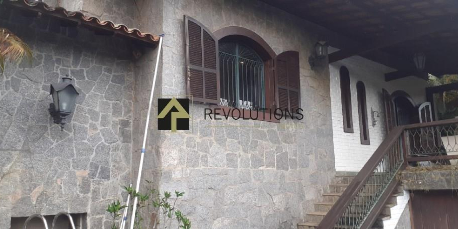 Casa 4 quartos Quitandinha